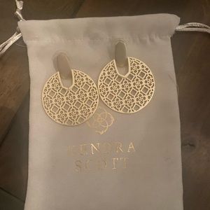 Kendra Scott Didi Earrings in Gold Filigree